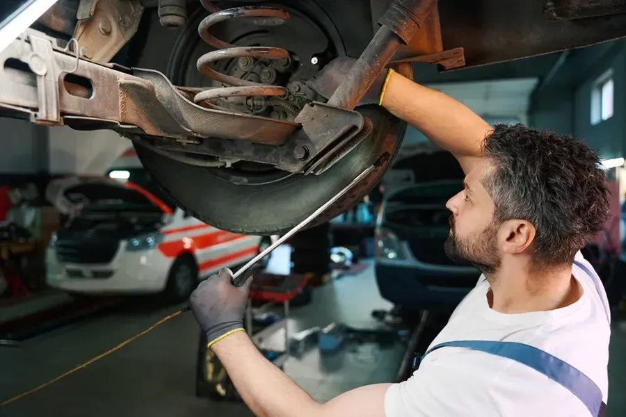 Common Suspension Problems Fixed At Your Location Greenville, SC Common Suspension Problems Fixed At Your Location Greenville, SC